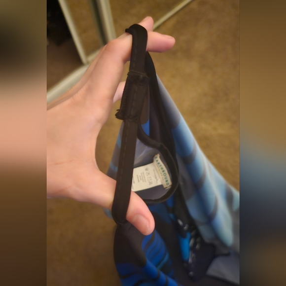 Butterfly Wing Cape - Great for Halloween orFestivals! - Picture 3 of 4